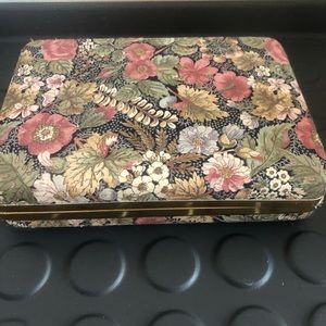 Vintage Jewelry Clutch w/Mirror